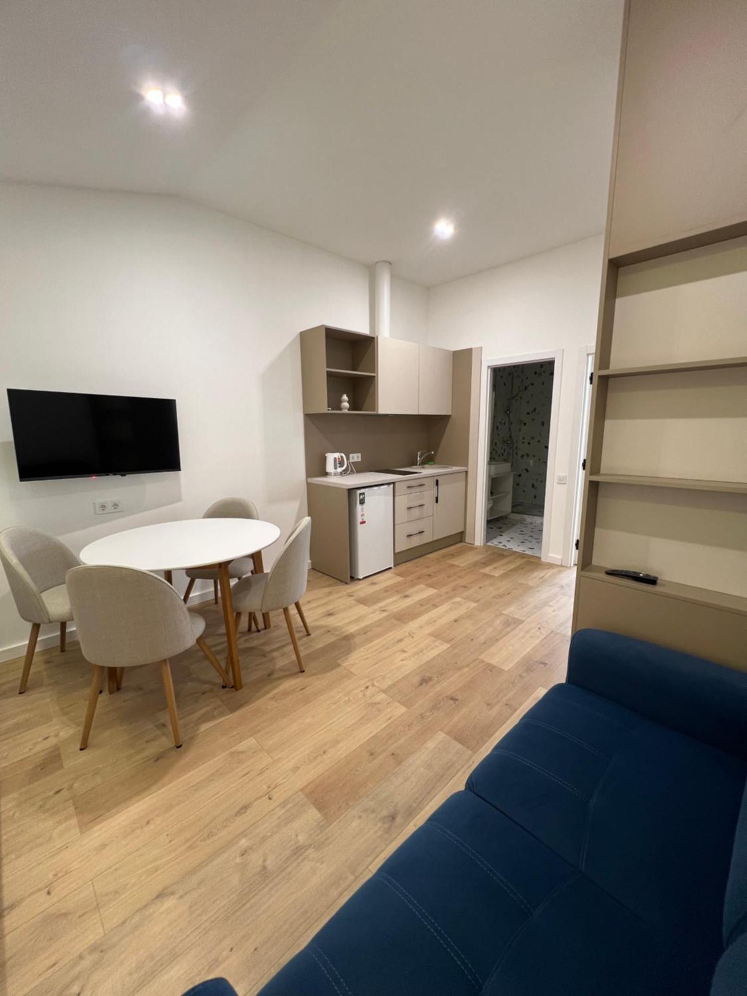 Apartment Suite Mukachevo Eksteriør bilde