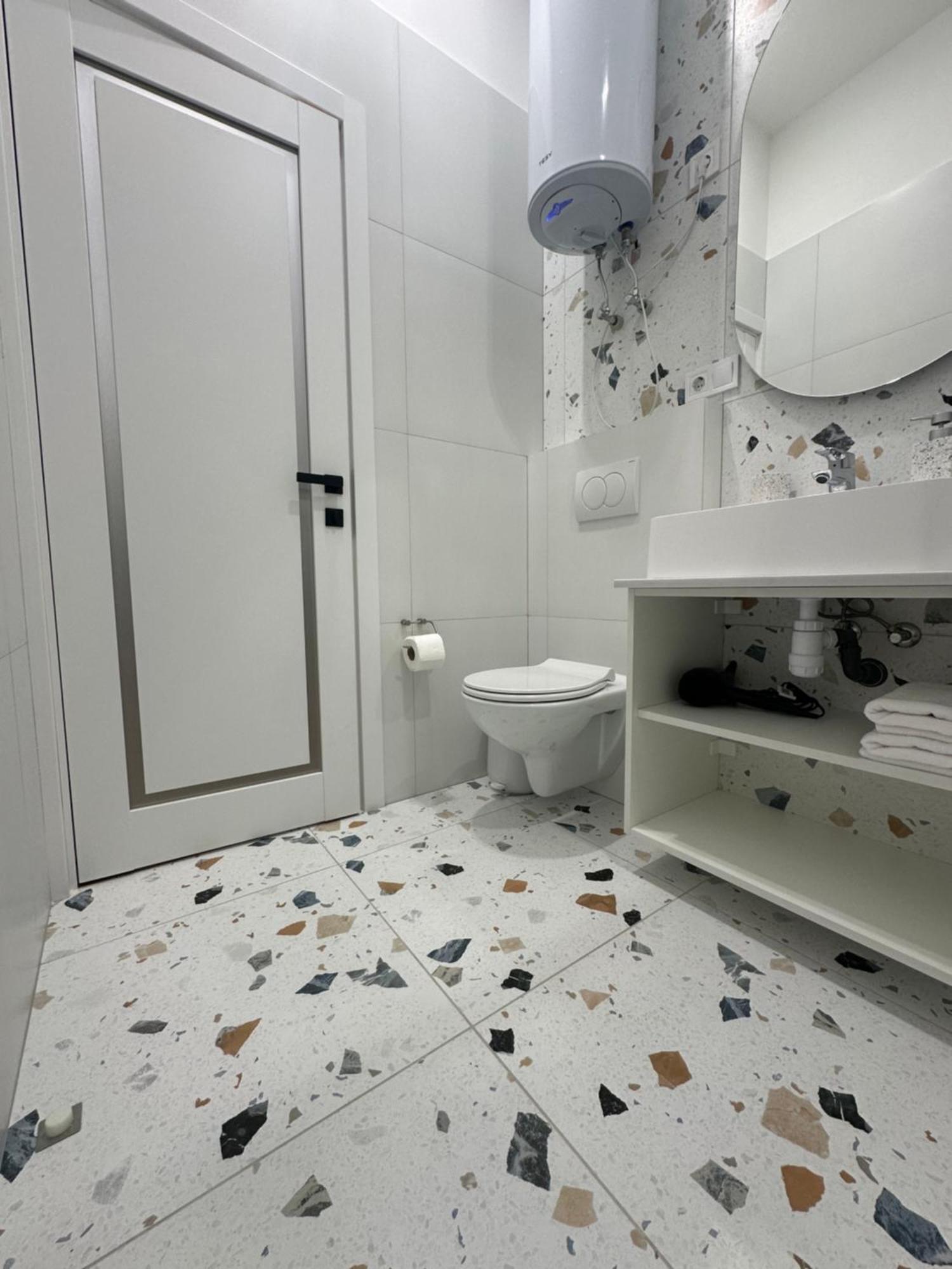 Apartment Suite Mukachevo Eksteriør bilde