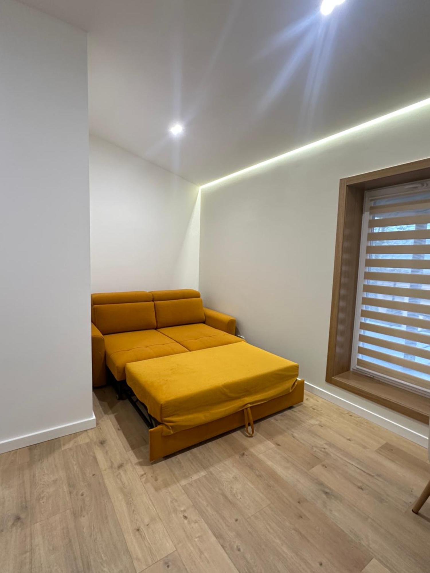 Apartment Suite Mukachevo Eksteriør bilde